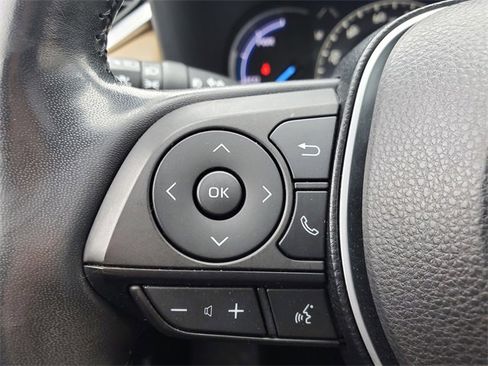 Used 2020 Toyota RAV4 Limited image 22