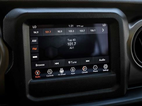 Used 2020 Jeep Wrangler Unlimited Sport image 30