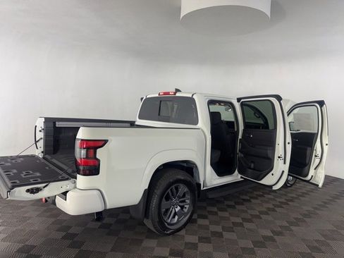 New 2026 Nissan Frontier SV w/ SV Convenience Package image 16