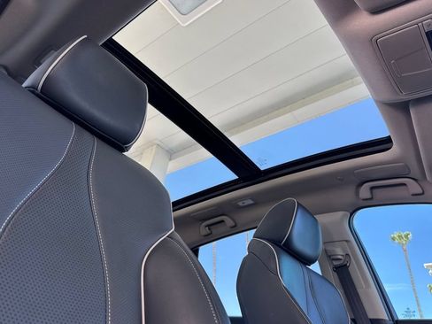 Certified 2024 Acura RDX SH-AWD w/ Advance Package image 21