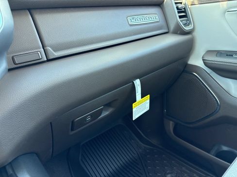 New 2026 RAM 1500 Laramie w/ Laramie Preferred Package AWD/4WD image 33