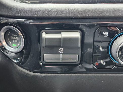 New 2026 Chevrolet Silverado 2500 ZR2 image 24