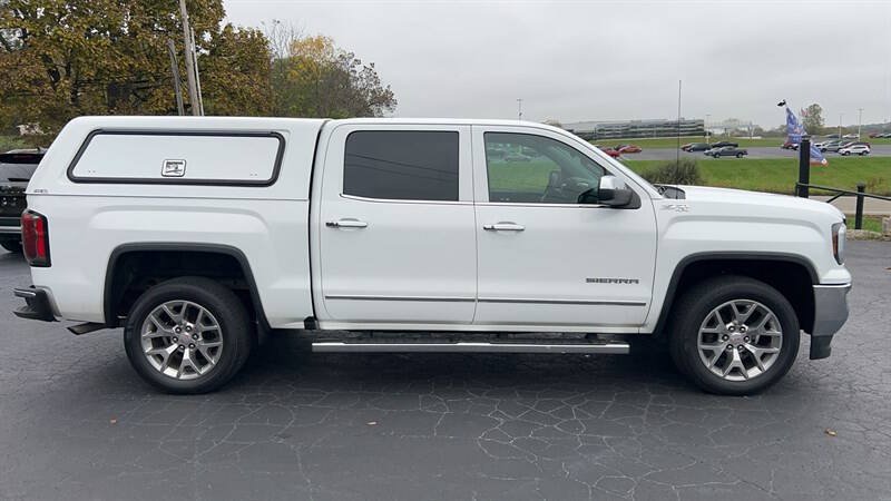 Used 2018 GMC Sierra 1500 SLT w/ SLT Premium Package AWD/4WD image 1