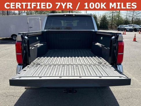 Used 2024 Toyota Tacoma TRD Off-Road AWD/4WD image 12