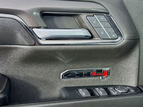 Used 2024 GMC Sierra 1500 AT4 w/ Technology Package image 20