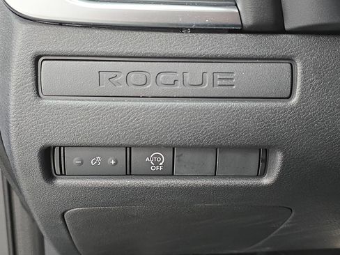 Certified 2023 Nissan Rogue S image 24
