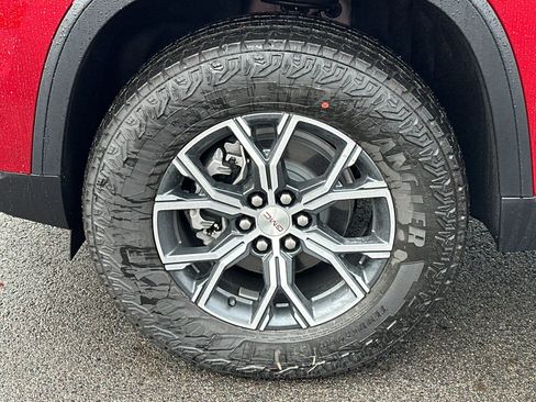 New 2026 GMC Acadia AT4 w/ Luxury Package image 33