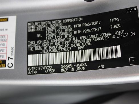 Used 2020 Toyota 4Runner TRD Off-Road AWD/4WD image 65
