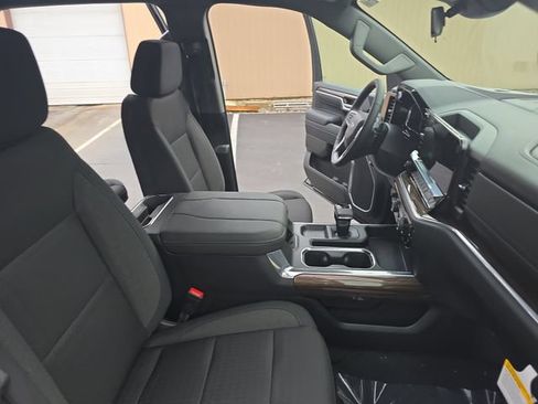 New 2026 Chevrolet Silverado 1500 RST AWD/4WD image 13