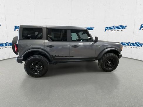 Certified 2022 Ford Bronco Wildtrak AWD/4WD image 12