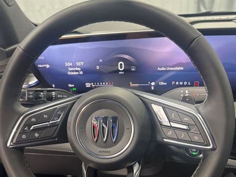 New 2025 Buick Enclave Preferred w/ Power Package image 29