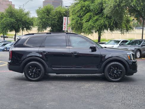 Used 2024 Kia Telluride SX Prestige X-Pro AWD/4WD image 2