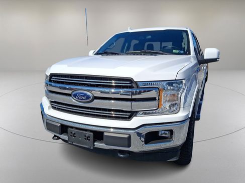 Used 2018 Ford F150 Lariat w/ Equipment Group 501A Mid image 4