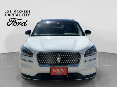 Used 2022 Lincoln Corsair AWD w/ Premium Package image 10