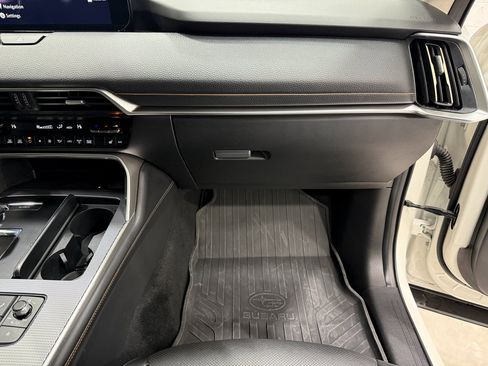 Used 2024 MAZDA CX-90 3.3 Turbo w/ Preferred Plus image 25