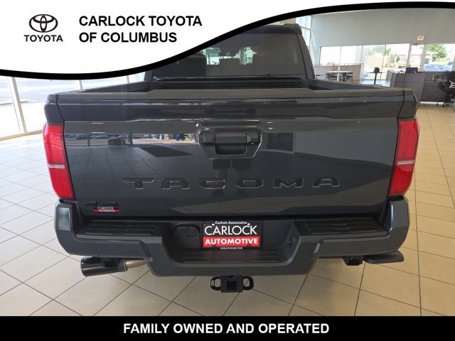 Used 2025 Toyota Tacoma TRD Sport AWD/4WD image 9