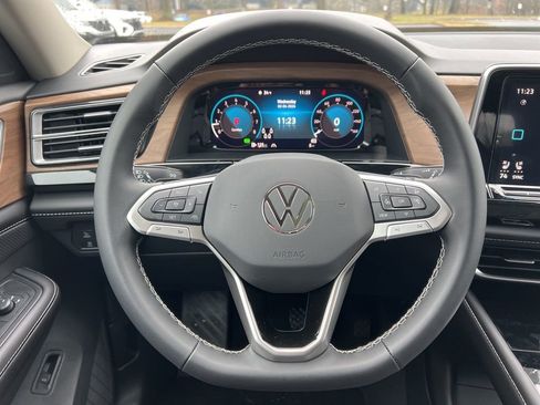 New 2026 Volkswagen Atlas SE image 15