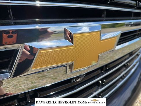Used 2023 Chevrolet Tahoe LT w/ Luxury Package AWD/4WD image 39