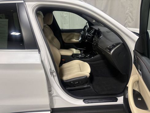 Used 2024 BMW X3 xDrive30i w/ Premium Package AWD/4WD image 39