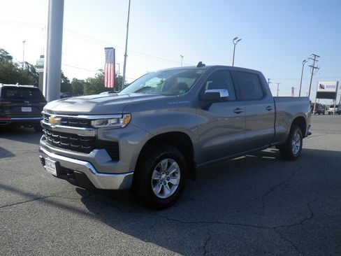 Used 2023 Chevrolet Silverado 1500 LT w/ Protection Package image 3