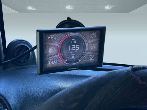 Used 2012 Jeep Wrangler Altitude image 23