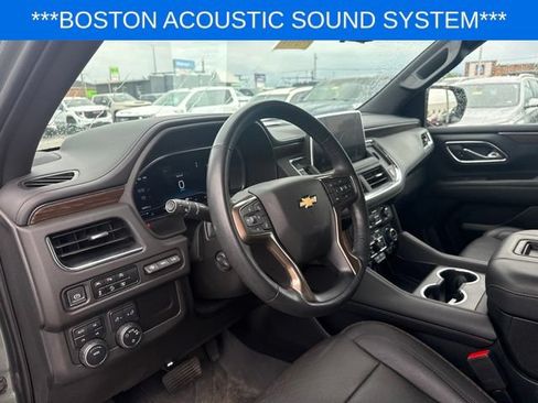 Used 2023 Chevrolet Suburban High Country AWD/4WD image 10