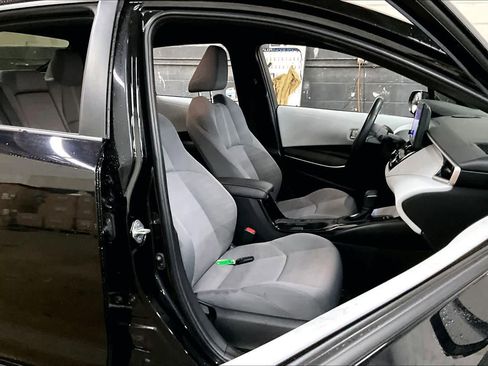 Used 2024 Toyota Corolla SE image 10