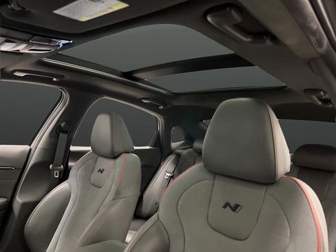 Used 2022 Hyundai Sonata N Line w/ Preferred Accessory Package image 7
