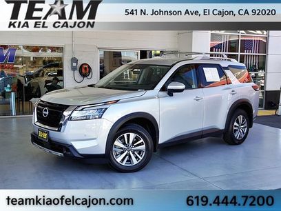 Used 2024 Nissan Pathfinder SL