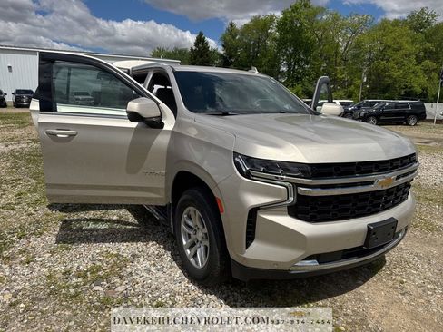 Certified 2022 Chevrolet Tahoe LS w/ Driver Alert Package AWD/4WD image 38