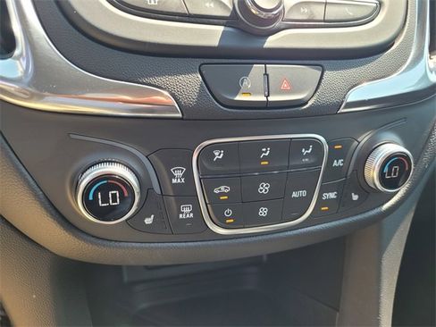 Certified 2024 Chevrolet Equinox LT image 20