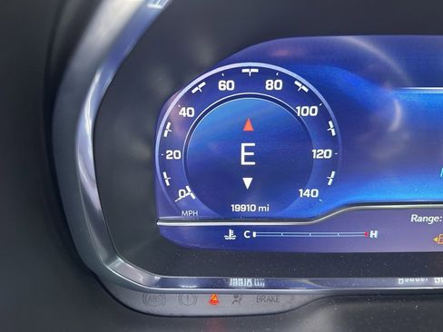 Certified 2024 Chevrolet Tahoe Premier w/ Advanced Technology Package image 18