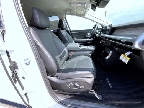 New 2026 Hyundai Ioniq 9 SEL AWD/4WD image 16