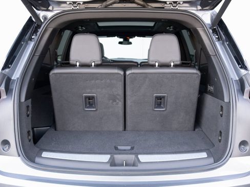 Used 2021 Cadillac XT6 Premium Luxury image 29