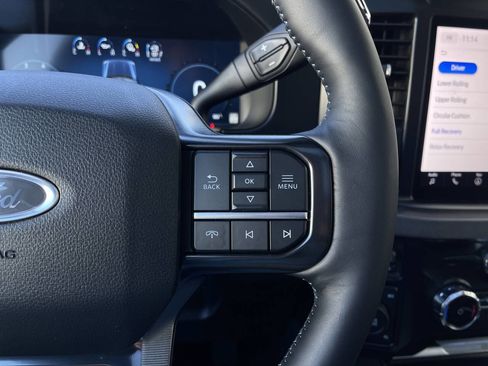 Used 2025 Ford F450 Platinum image 21