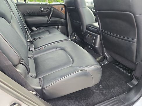 Used 2024 Nissan Armada SL AWD/4WD image 15