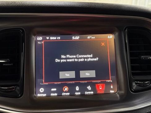 Used 2019 Dodge Challenger R/T RWD image 32