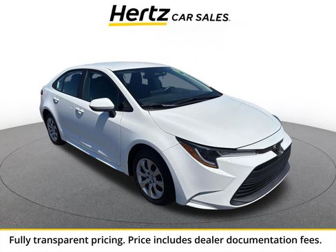 Used 2025 Toyota Corolla LE FWD image 1