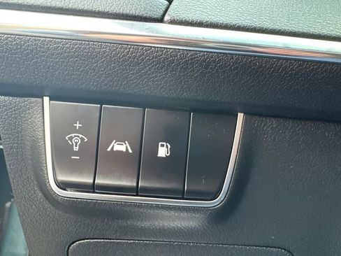 Used 2023 Kia Stinger GT-Line w/ Sun & Sound Package image 24