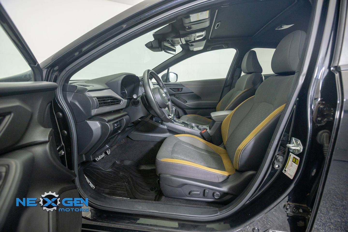 Used 2024 Subaru Crosstrek 2.5i Sport AWD/4WD image 12