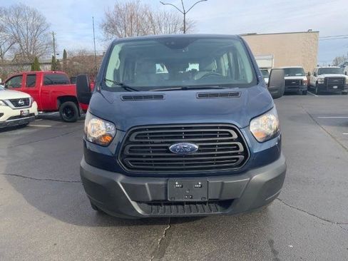 Used 2019 Ford Transit 150 XL image 4