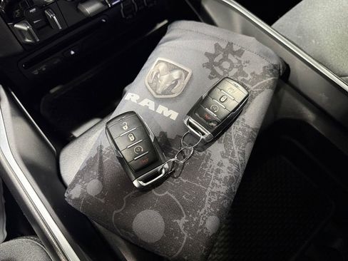 Used 2019 RAM 1500 Big Horn AWD/4WD image 41
