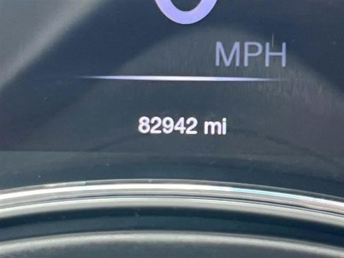 Used 2019 Jeep Grand Cherokee Limited w/ Luxury Group II AWD/4WD image 16