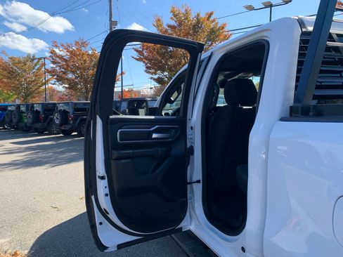 Used 2022 RAM 1500 Big Horn image 32