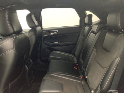 Used 2020 Ford Edge ST w/ Cold Weather Package image 18