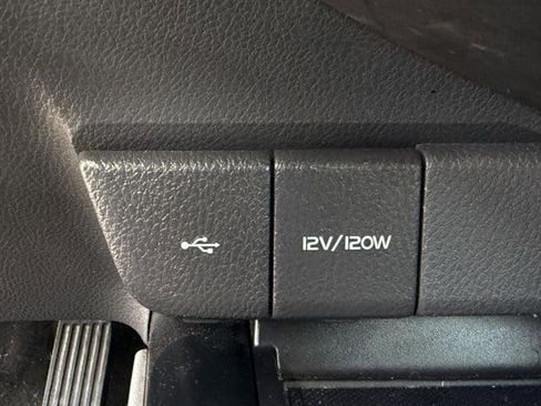 Used 2020 Toyota Camry SE w/ Cold Weather Package AWD/4WD image 22