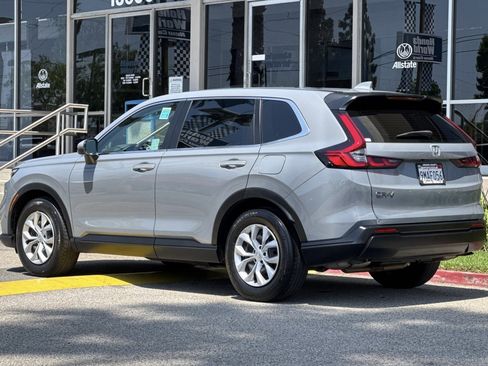 Used 2024 Honda CR-V LX image 6