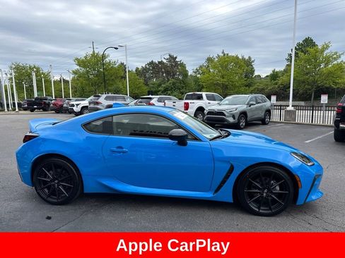 Used 2023 Toyota GR86 Premium RWD image 9