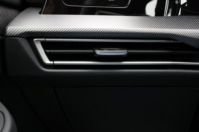 New 2026 Volkswagen GTI SE FWD image 10