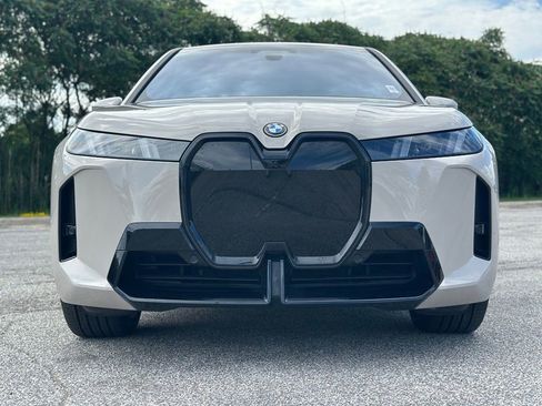 New 2026 BMW iX xDrive60 w/ M Sport Package AWD/4WD image 2